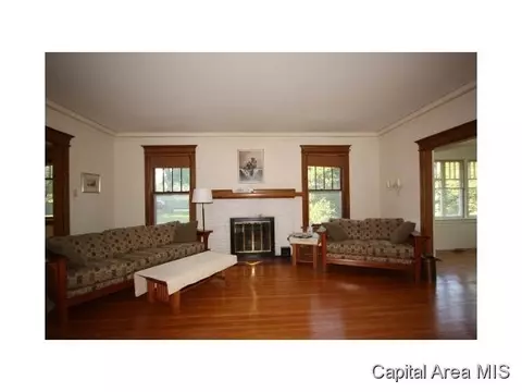 328 S Lincoln, Springfield, IL 62704 photo 5