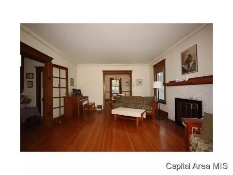 328 S Lincoln, Springfield, IL 62704 photo 3