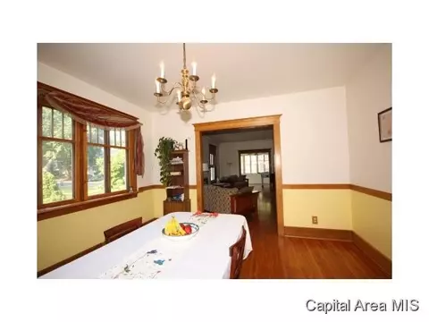 328 S Lincoln, Springfield, IL 62704 photo 9