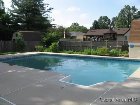 1121 Steeplechase Ln, Springfield, IL 62712 photo 3