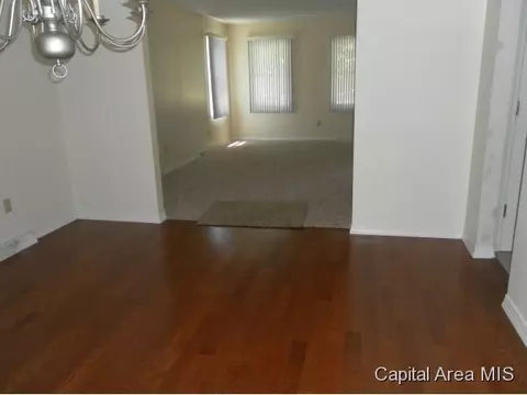 1608 Windycrest Dr, Springfield, IL 62704 photo 11
