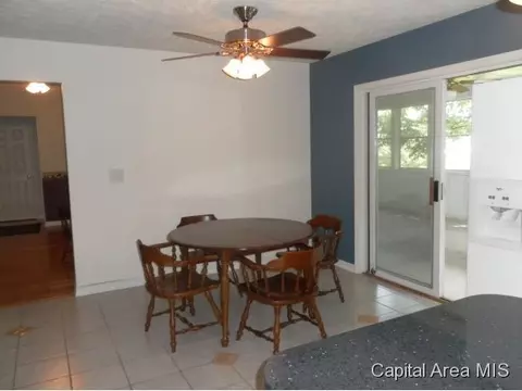1608 Windycrest Dr, Springfield, IL 62704 photo 9