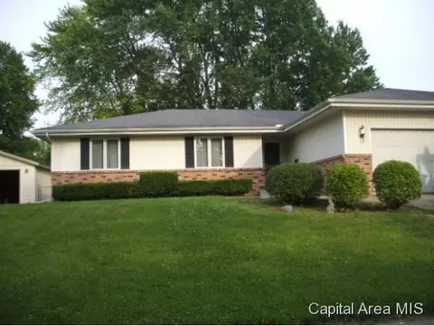 2616 Delaware, Springfield, IL 62702 photo 1