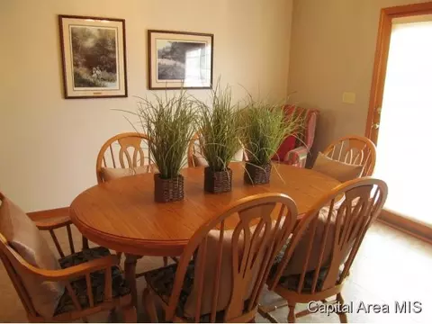 2804 Wordsworth, Springfield, IL 62711 photo 10