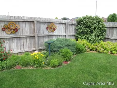 2804 Wordsworth, Springfield, IL 62711 photo 3