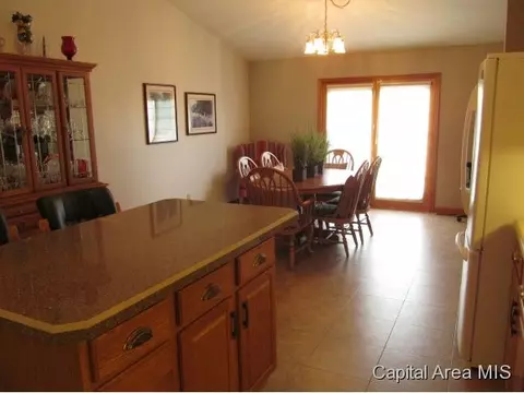 2804 Wordsworth, Springfield, IL 62711 photo 14