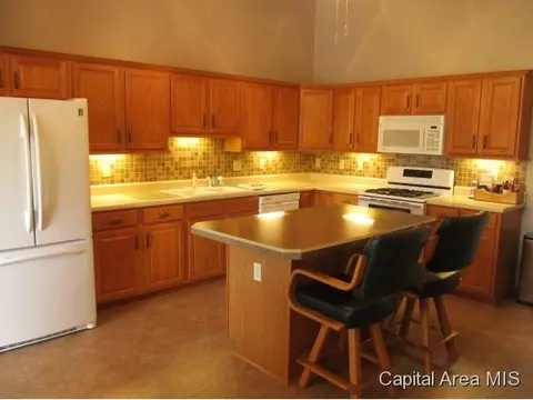 2804 Wordsworth, Springfield, IL 62711 photo 9