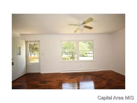 691 E Andrew Rd, Springfield, IL 62707 photo 9