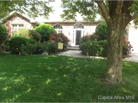 604 Silver Spg, Springfield, IL 62702 photo 1