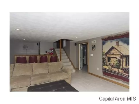 2045 Marland, Springfield, IL 62702 photo 12