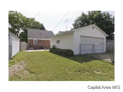2045 Marland, Springfield, IL 62702 photo 17
