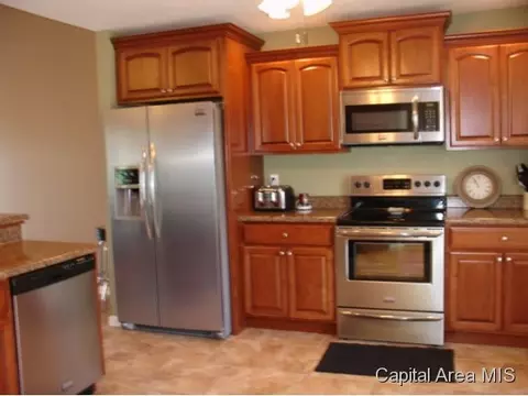 1921 Strawberry, Springfield, IL 62711 photo 6