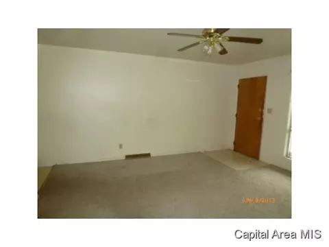 700 Kenyon Dr, Springfield, IL 62704 photo 4