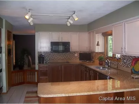 2713 Timber Pointe, Springfield, IL 62702 photo 15