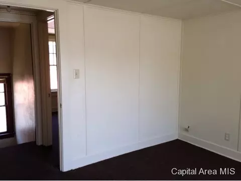 2208 Holmes Ave, Springfield, IL 62704 photo 11