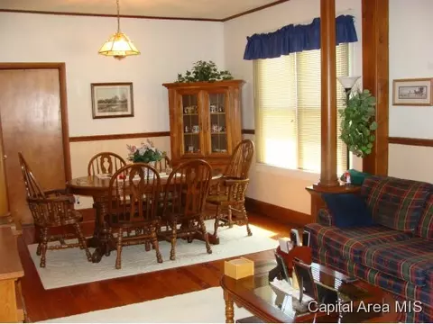 316 E Main St, Thayer, IL 62689 photo 5