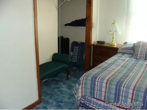 316 E Main St, Thayer, IL 62689 photo 11