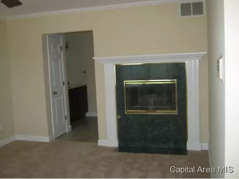 3709 Buckeye Dr, Springfield, IL 62707 photo 9