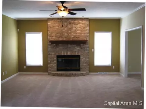 3709 Buckeye Dr, Springfield, IL 62707 photo 4