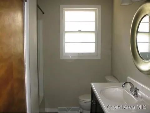 2432 S 04th, Springfield, IL 62703 photo 8
