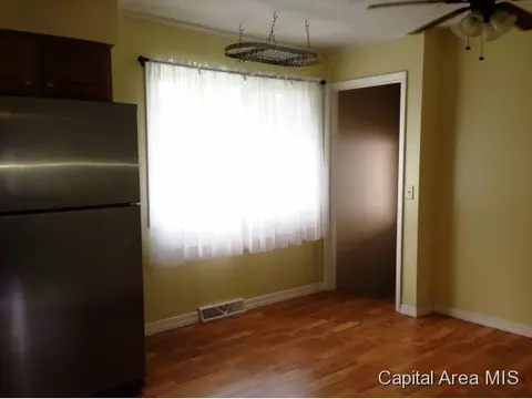 2073 Scarbrough, Springfield, IL 62702 photo 7