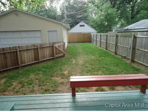 1331 S Holmes, Springfield, IL 62704 photo 4