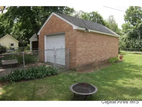 2121 Whittier Ave, Springfield, IL 62704 photo 7