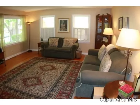 2121 Whittier Ave, Springfield, IL 62704 photo 10