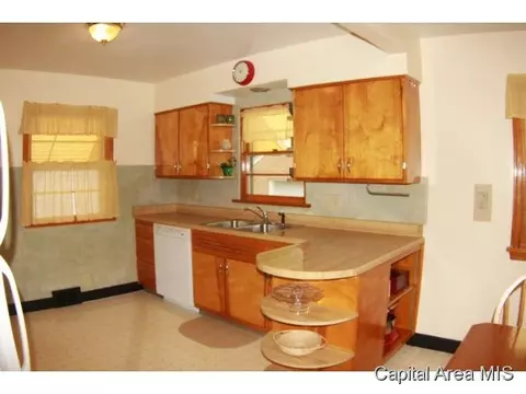 2121 Whittier Ave, Springfield, IL 62704 photo 13