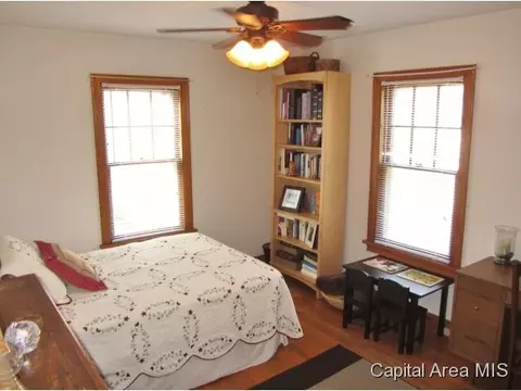 2237 S Lowell, Springfield, IL 62704 photo 9