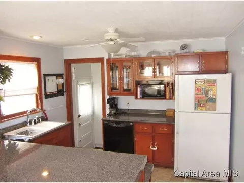 2237 S Lowell, Springfield, IL 62704 photo 6