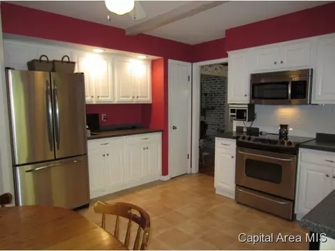 21 Belhaven, Springfield, IL 62704 photo 4