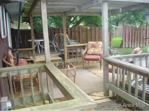 19 Rainbow Rd, Springfield, IL 62712 photo 6