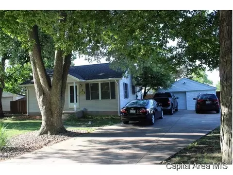 7 Evergreen Ct, Springfield, IL 62704 photo 1