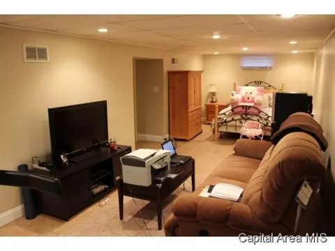 7 Evergreen Ct, Springfield, IL 62704 photo 16