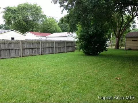 2047 Scarbrough Rd, Springfield, IL 62702 photo 7