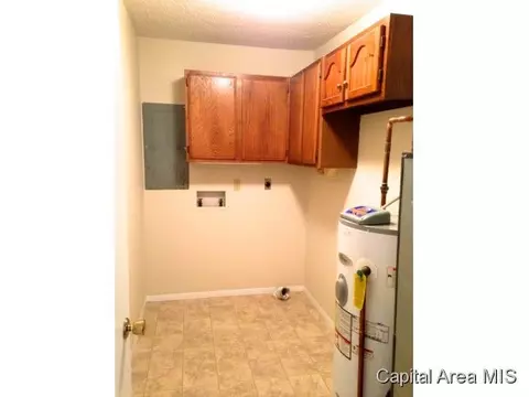 2047 Scarbrough Rd, Springfield, IL 62702 photo 17