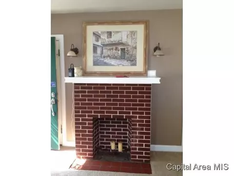 2460 S 5th, Springfield, IL 62703 photo 4