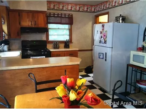 709 N Osburn Ave, Springfield, IL 62702 photo 6