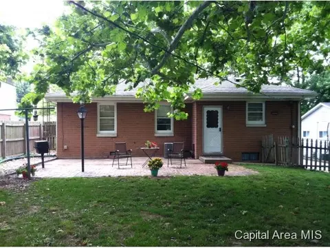 709 N Osburn Ave, Springfield, IL 62702 photo 21