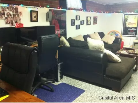 709 N Osburn Ave, Springfield, IL 62702 photo 15