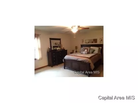 2504 Austin, Springfield, IL 62704 photo 7
