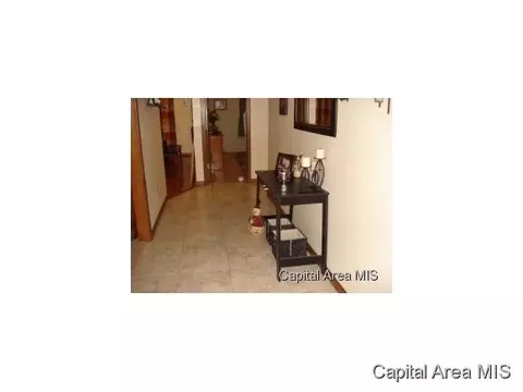 2504 Austin, Springfield, IL 62704 photo 4
