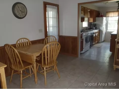 7 Harriet Ln, Springfield, IL 62702 photo 4