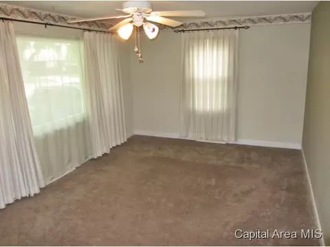 87 Radcliff, Springfield, IL 62703 photo 4