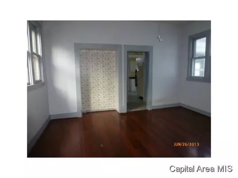 1534 N 4th St, Springfield, IL 62702 photo 8