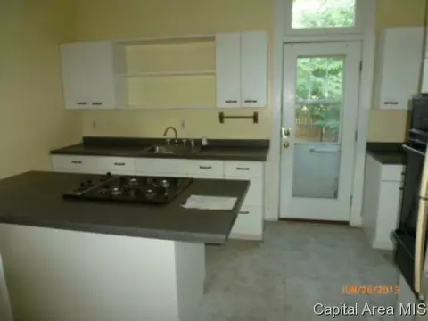 1534 N 4th St, Springfield, IL 62702 photo 12