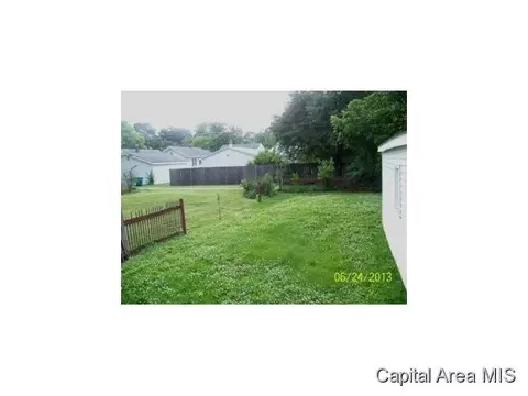 2021 S Spg, Springfield, IL 62704 photo 6