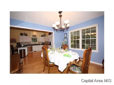 2554 Chapel Hl, Springfield, IL 62702 photo 7
