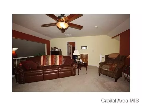 2554 Chapel Hl, Springfield, IL 62702 photo 8